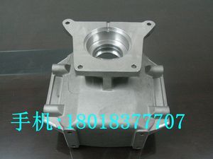 無錫鑄造廠,鋁合金低壓鑄造,鋁合金重力澆鑄,重力澆注,低壓鑄鋁,鋁鑄件,砂型鑄造,新能源汽車配件,專業設計、研發制造鋁合金零部件模具及各種鋁合金鑄件、新能源汽車零部件.排氣管.進氣管.變速箱.水冷電機